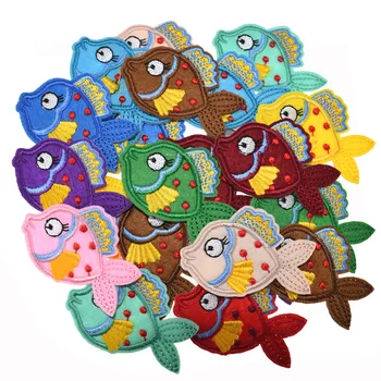 5Pcs Bonito peixinho patch bordado a transferência de calor do Ferro Em patches para roupas de saco de crachás de costura, decoração DIY