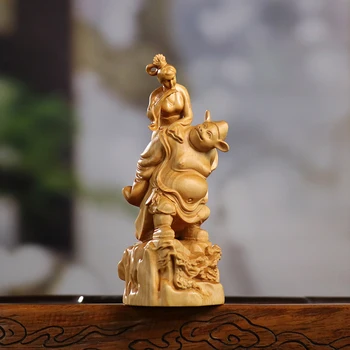 Buxo escultura de carro tabela de figura decoração de estilo Chinês, jogar madeira maciça de artesanato casa do porco oito anel de volta a filha-de-lei