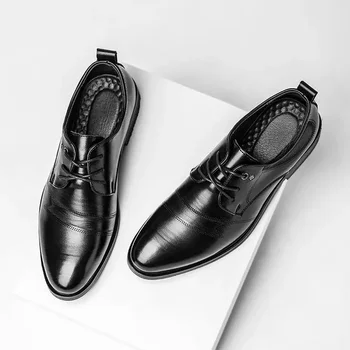 Outono Novos Rapazes Sapatos de Couro dos Homens Britânicos Tendência Conselho Sapatos Macio, com solado de Martin Botas dos Homens Respirável Sapatos